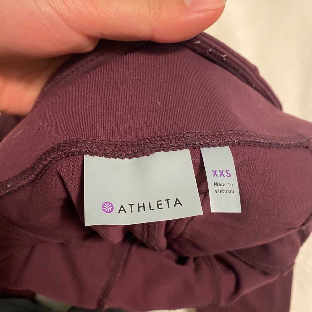 MAROON ATHLETA LEGGINGS